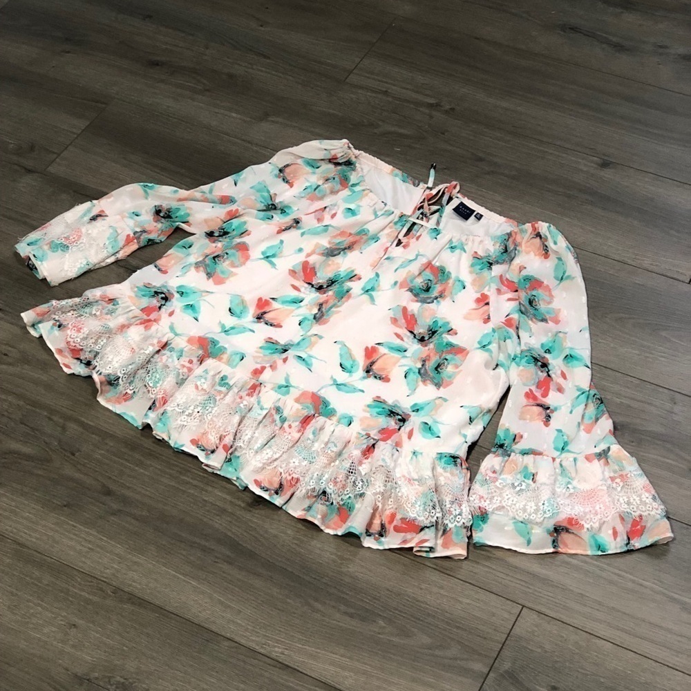 Kaari Blue Women's Floral Bridgerton Ruffle/Lace Trim Peplum Blouse L Boho gypsy